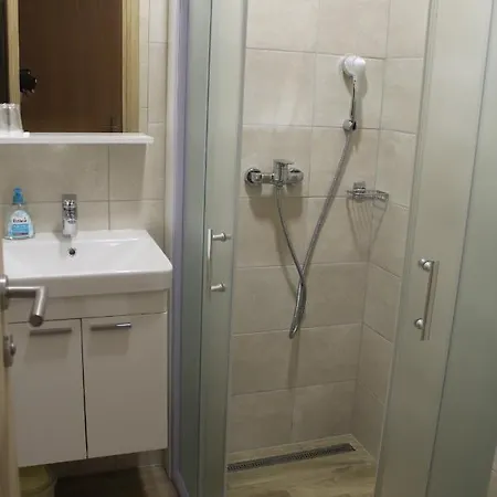 Vesna Otel